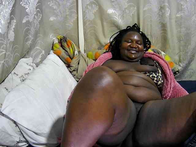chubby-cherry webcam