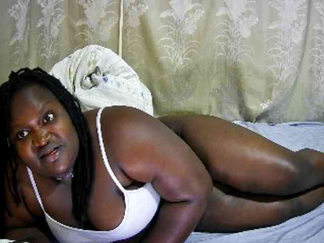 chubby-cherry webcam