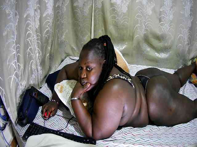 chubby-cherry webcam