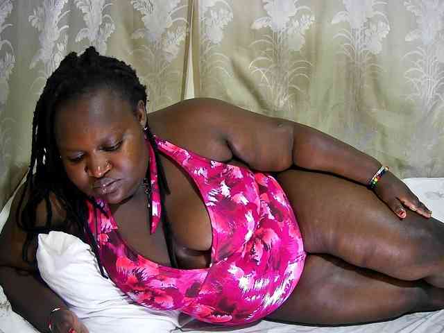 chubby-cherry webcam