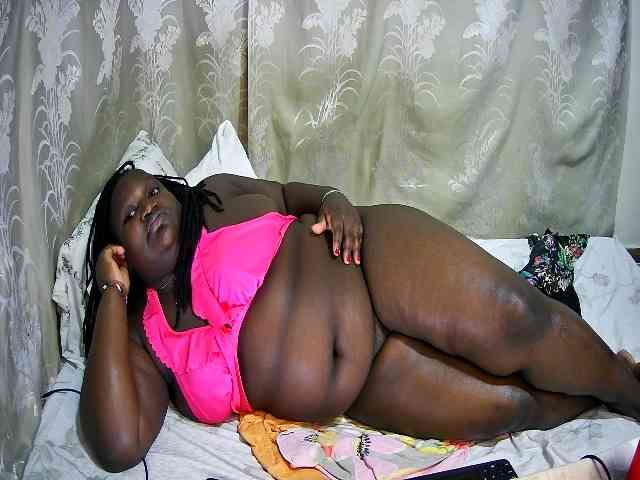 chubby-cherry webcam