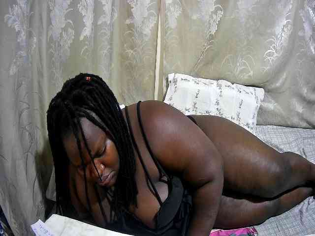 chubby-cherry webcam