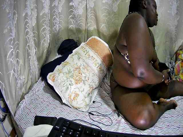 chubby-cherry webcam