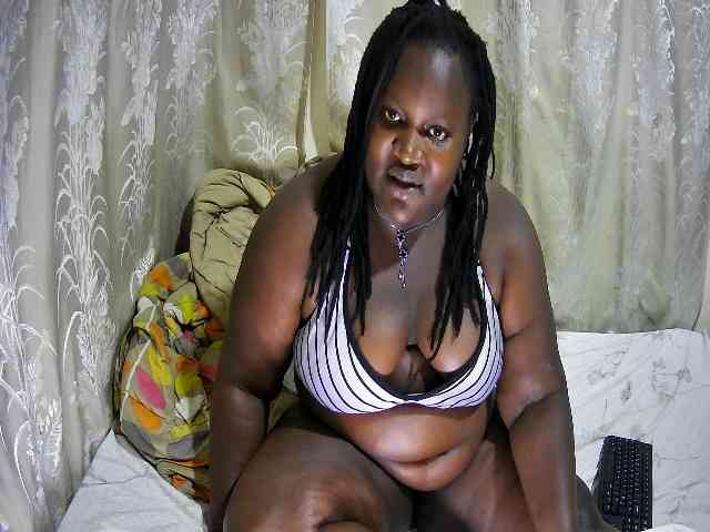 chubby-cherry webcam