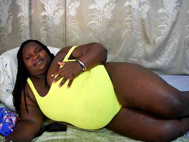 chubby-cherry webcam