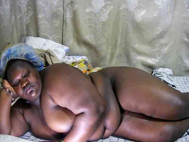 chubby-cherry webcam