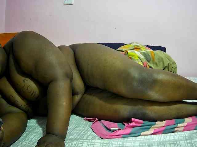 chubby-cherry webcam