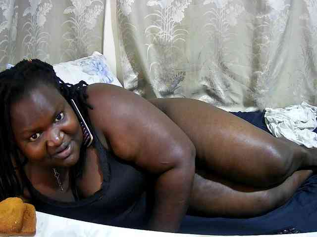 chubby-cherry webcam