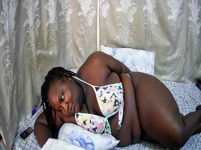 chubby-cherry webcam