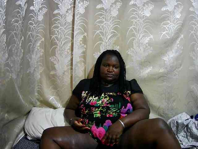 chubby-cherry webcam