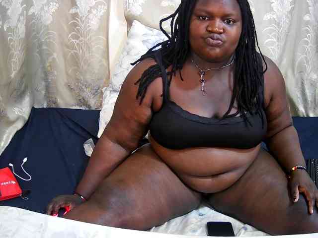 chubby-cherry webcam