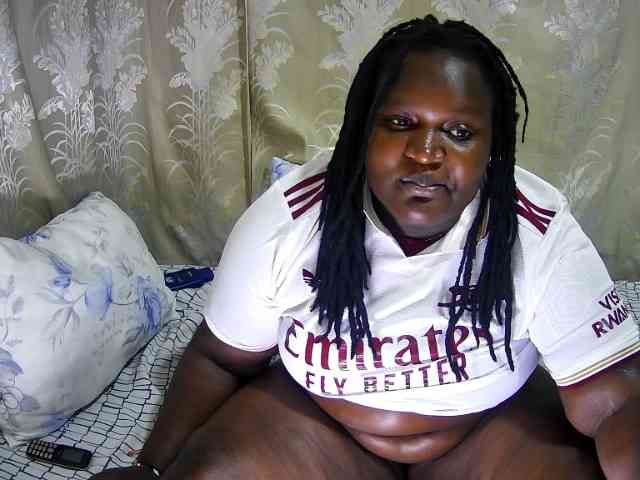 chubby-cherry webcam