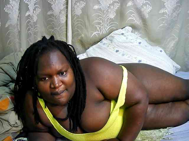 chubby-cherry webcam