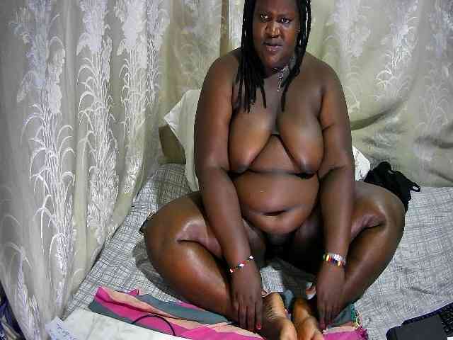 chubby-cherry webcam