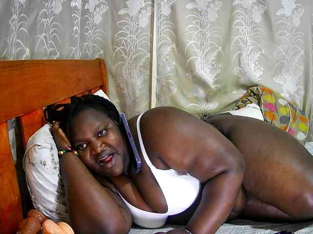 chubby-cherry webcam