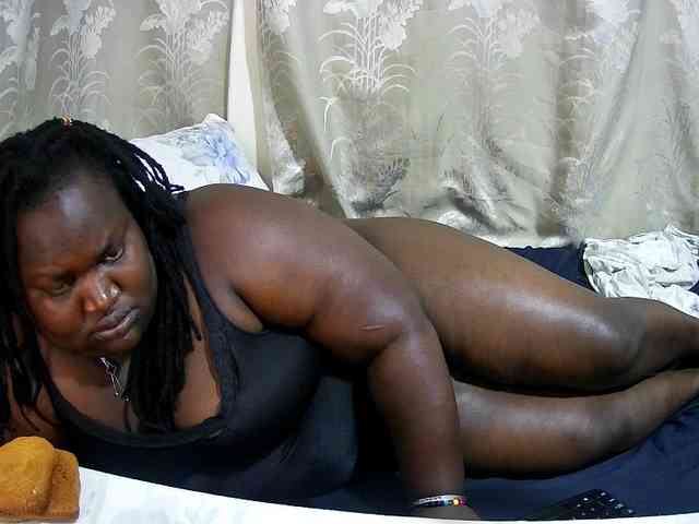 chubby-cherry webcam
