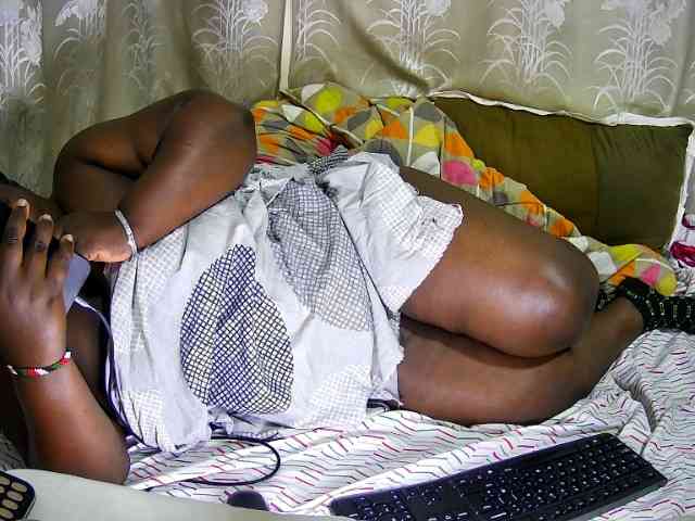 chubby-cherry webcam