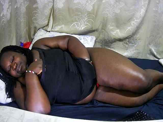 chubby-cherry webcam