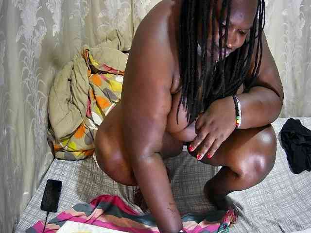 chubby-cherry webcam