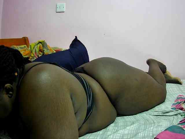 chubby-cherry webcam