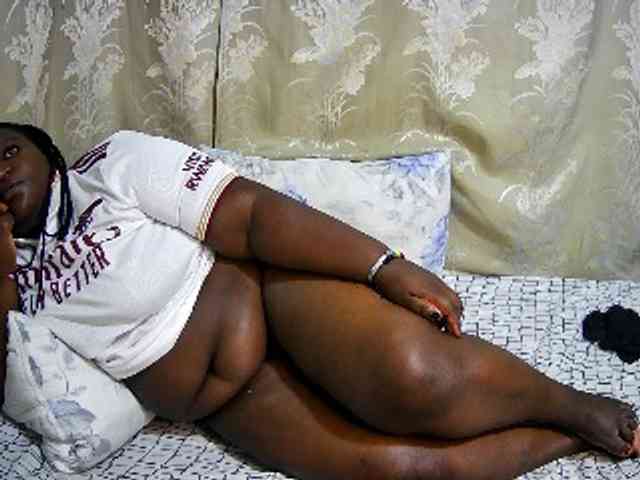 chubby-cherry webcam