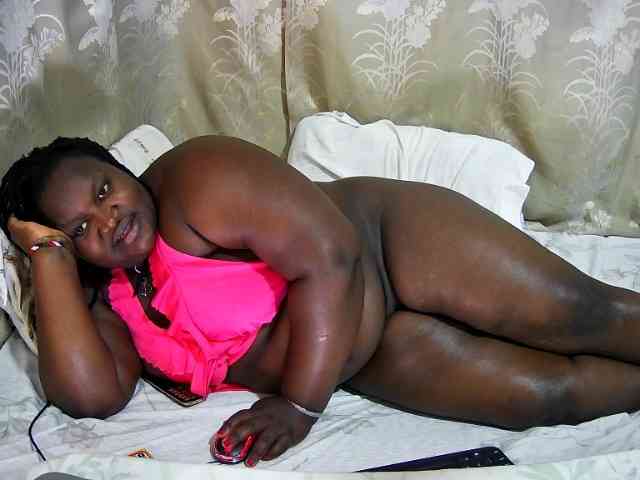 chubby-cherry webcam
