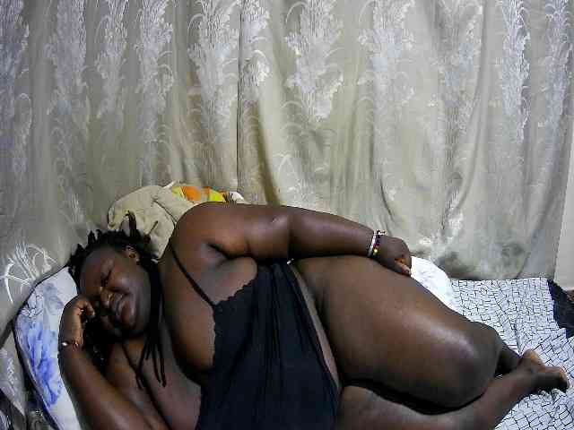 chubby-cherry webcam