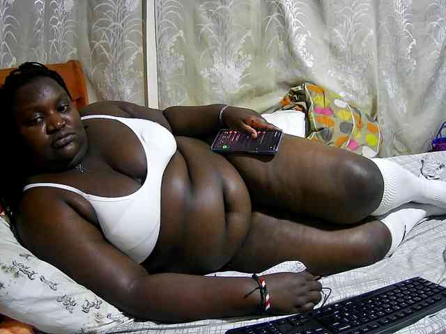 chubby-cherry webcam