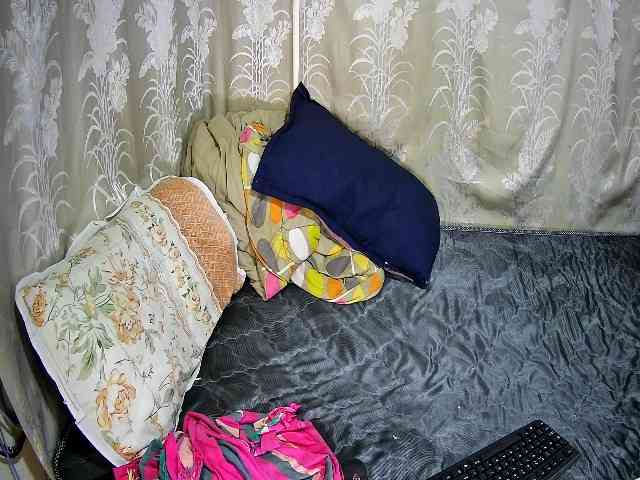 chubby-cherry webcam