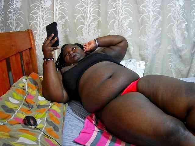 chubby-cherry webcam