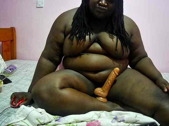 chubby-cherry webcam