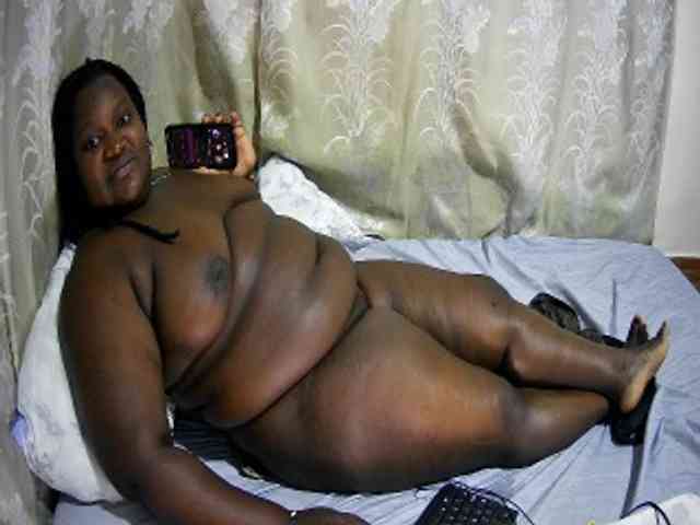 chubby-cherry webcam