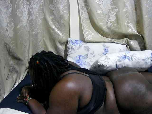 chubby-cherry webcam