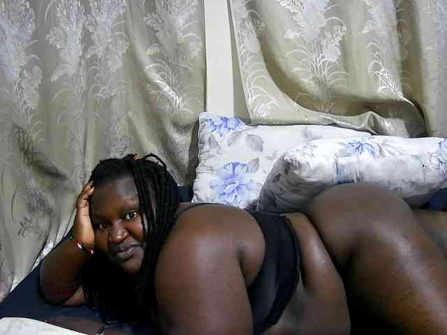 chubby-cherry webcam