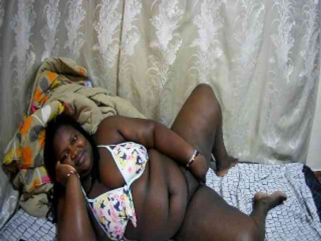 Model: chubby-cherry