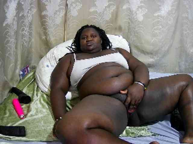 chubby-cherry webcam