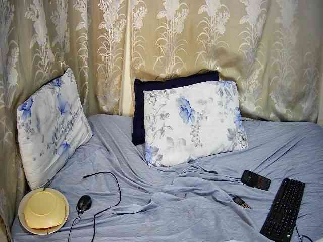 chubby-cherry webcam