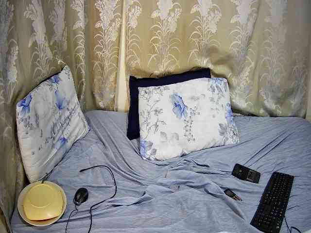 chubby-cherry webcam