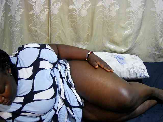 chubby-cherry webcam