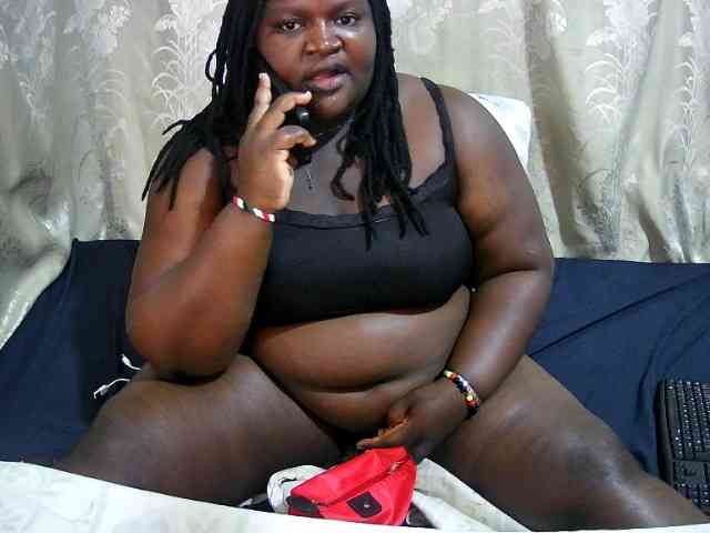 chubby-cherry webcam