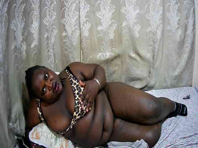 chubby-cherry webcam