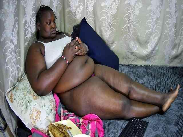 chubby-cherry webcam