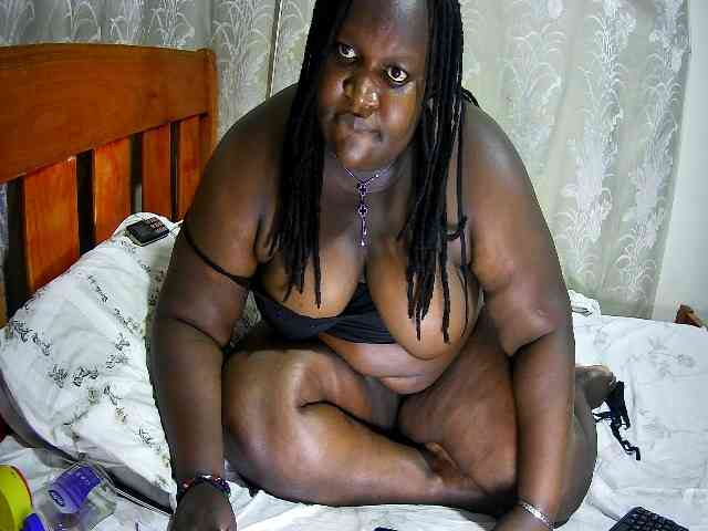 chubby-cherry webcam