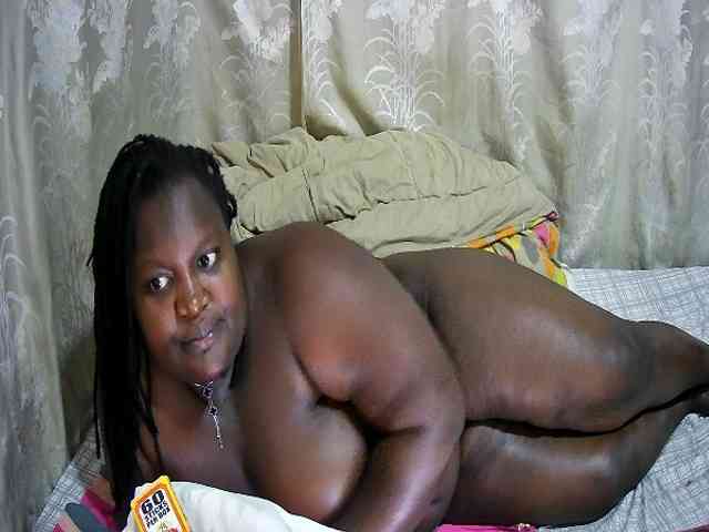 chubby-cherry Live Webcam on BongaCams