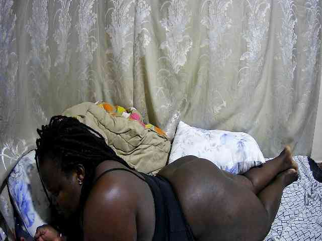 chubby-cherry webcam