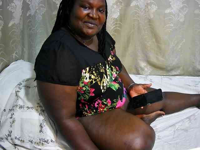 chubby-cherry webcam