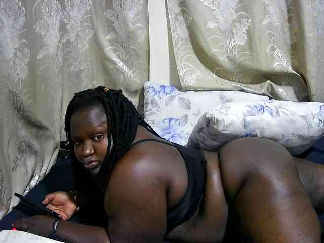 chubby-cherry webcam