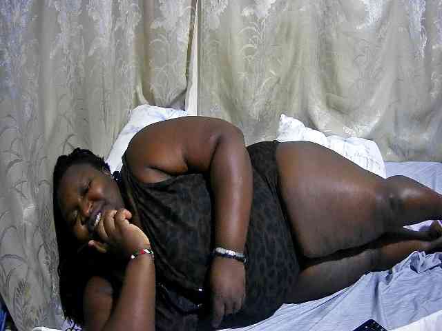 chubby-cherry webcam