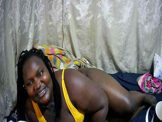 chubby-cherry webcam