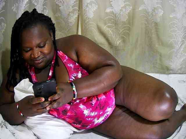 chubby-cherry webcam